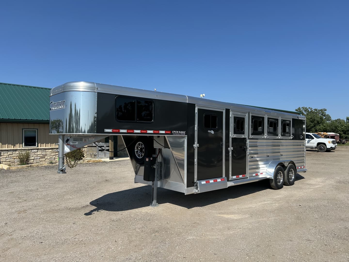 New 2026 Cimarron Trailers Norstar 4 horse slant Horse Trailer for sale ...