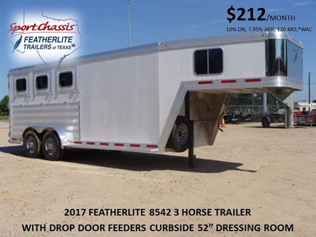 2017 Featherlite 8542 3 Horse
