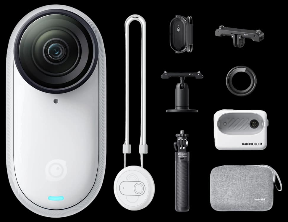 DJI Osmo Action 3 Standard Combo, Waterproof Action Camera with 4K HDR & Super-Wide FOV, 10-Bit Color Depth, HorizonSteady, Cold Resistant & Long-Lasting, Vlogging Camera for YouTube
