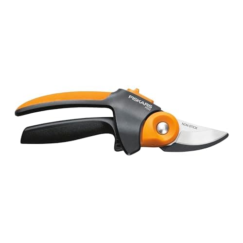 PowerGear2™ Softgrip® Pruner | Fiskars
