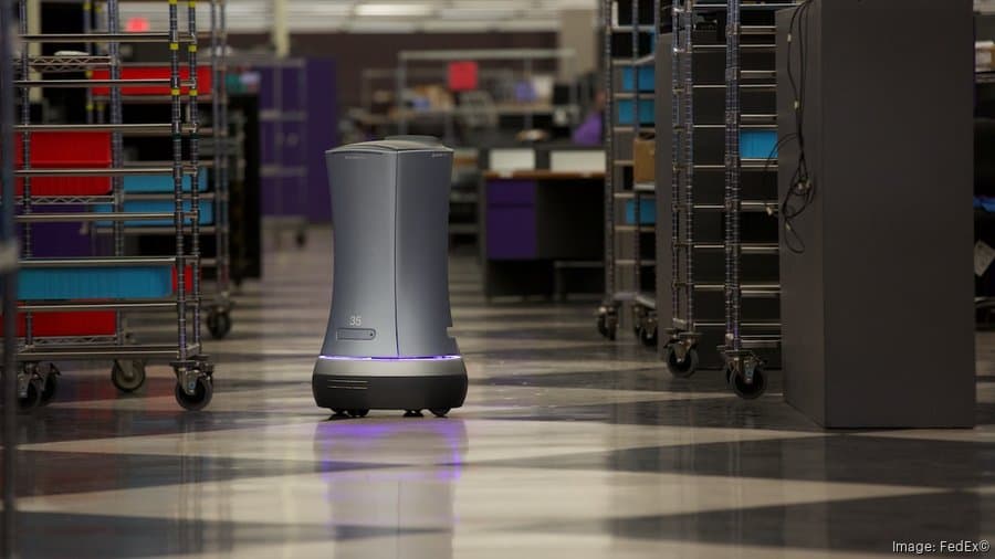 Savioke Relay robots at FedEx TechConnect