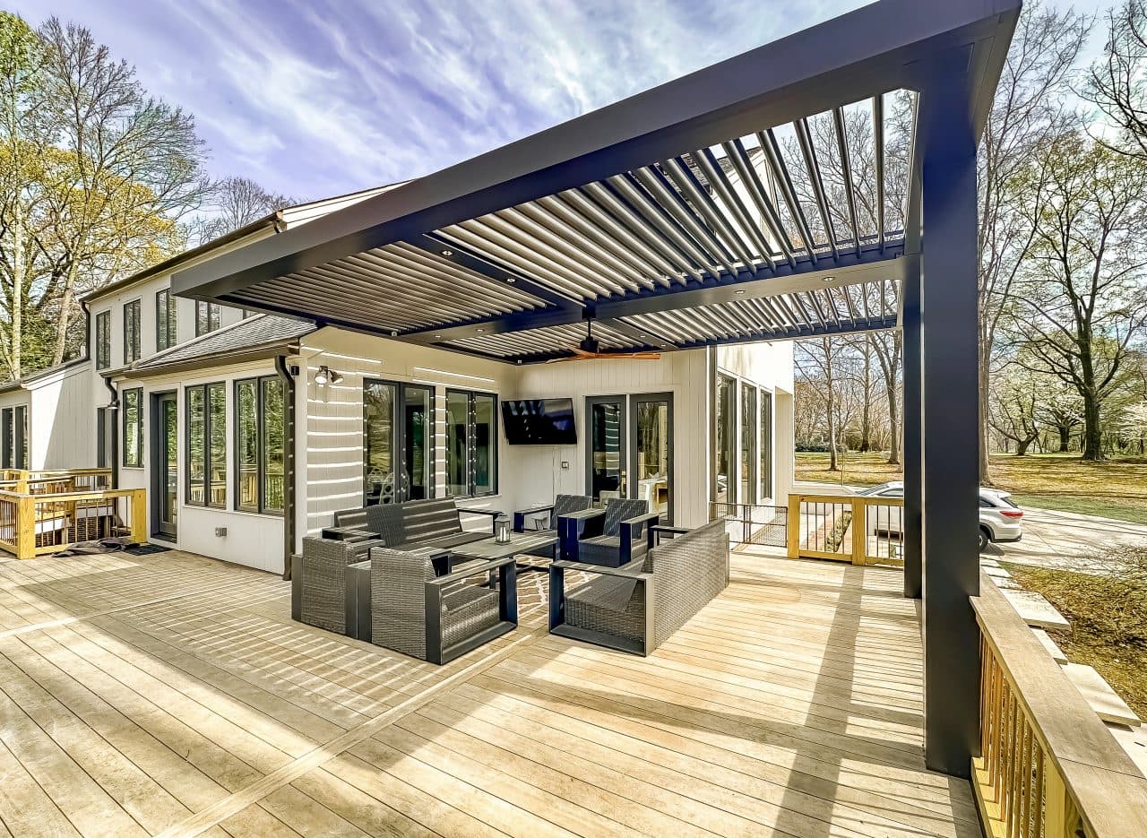 Residential Louvered Pergolas - StruXure North Carolina
