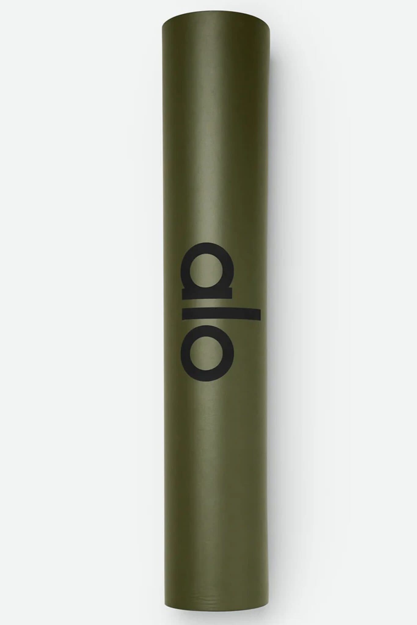 My Alo Warrior Mat Review + Analysis Of Grip, Thickness & Materials ...