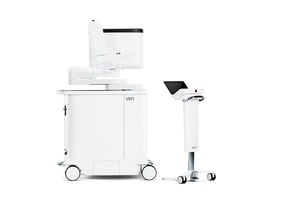 Red Dot Design Award: Ion Endoluminal System