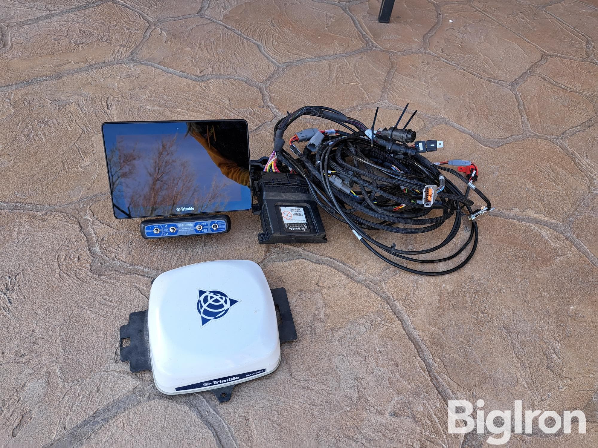 Trimble GFX750 Monitor W/ Field IQ | Agriculture | BigIron