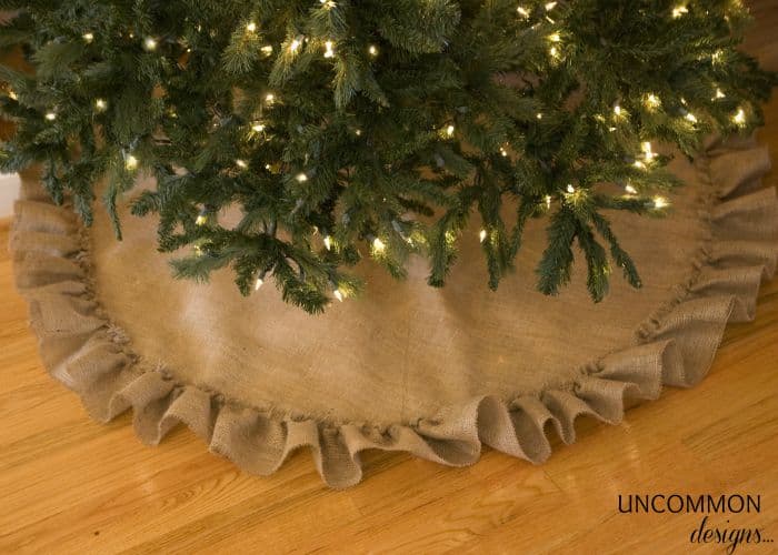 No-Sew Burlap Tree Skirt - Uncommon Designs | Rustic christmas crafts ...