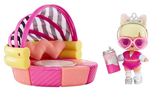 LOL Surprise OMG House of Surprises Daybed Playset with Suite Princess Collectible Doll and 8 Surprises
