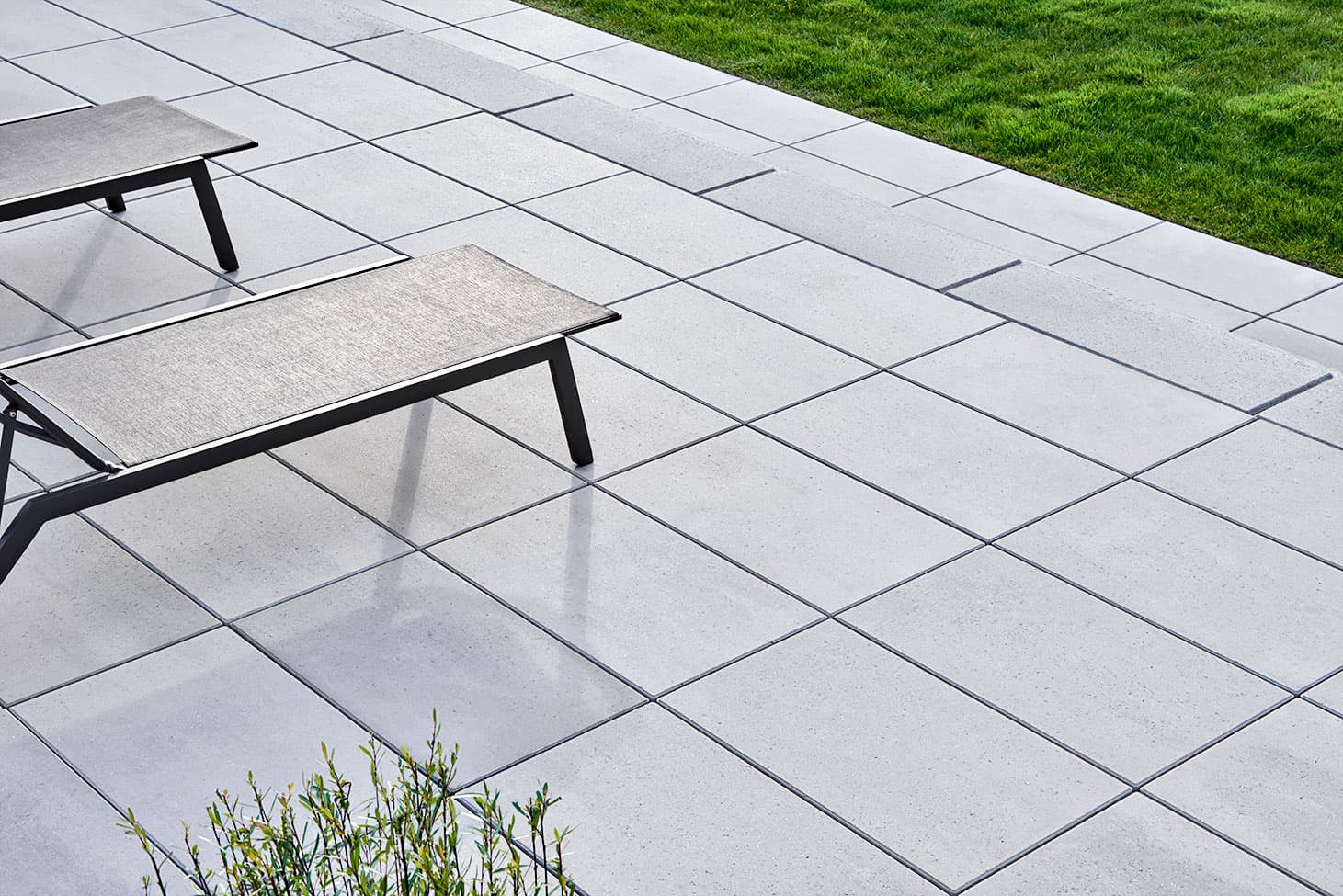 BLU 60 Smooth Pavers - Techo Bloc - Sansoucy Stone