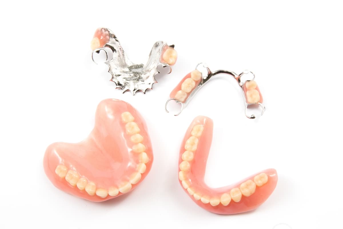 How Custom Dentures Improve Comfort, Fit, and Confidence