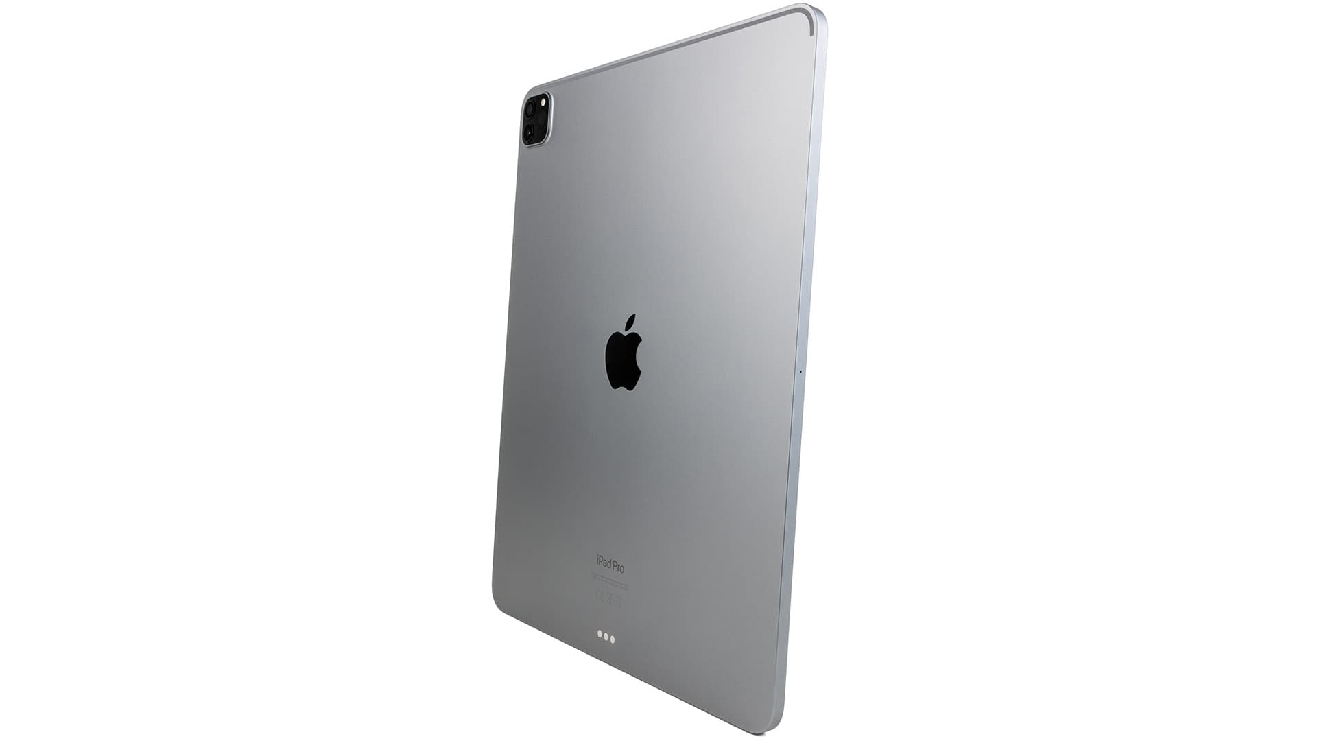 Apple iPad Pro 12.9 (2022) review: Apple's giant tablet now runs with ...