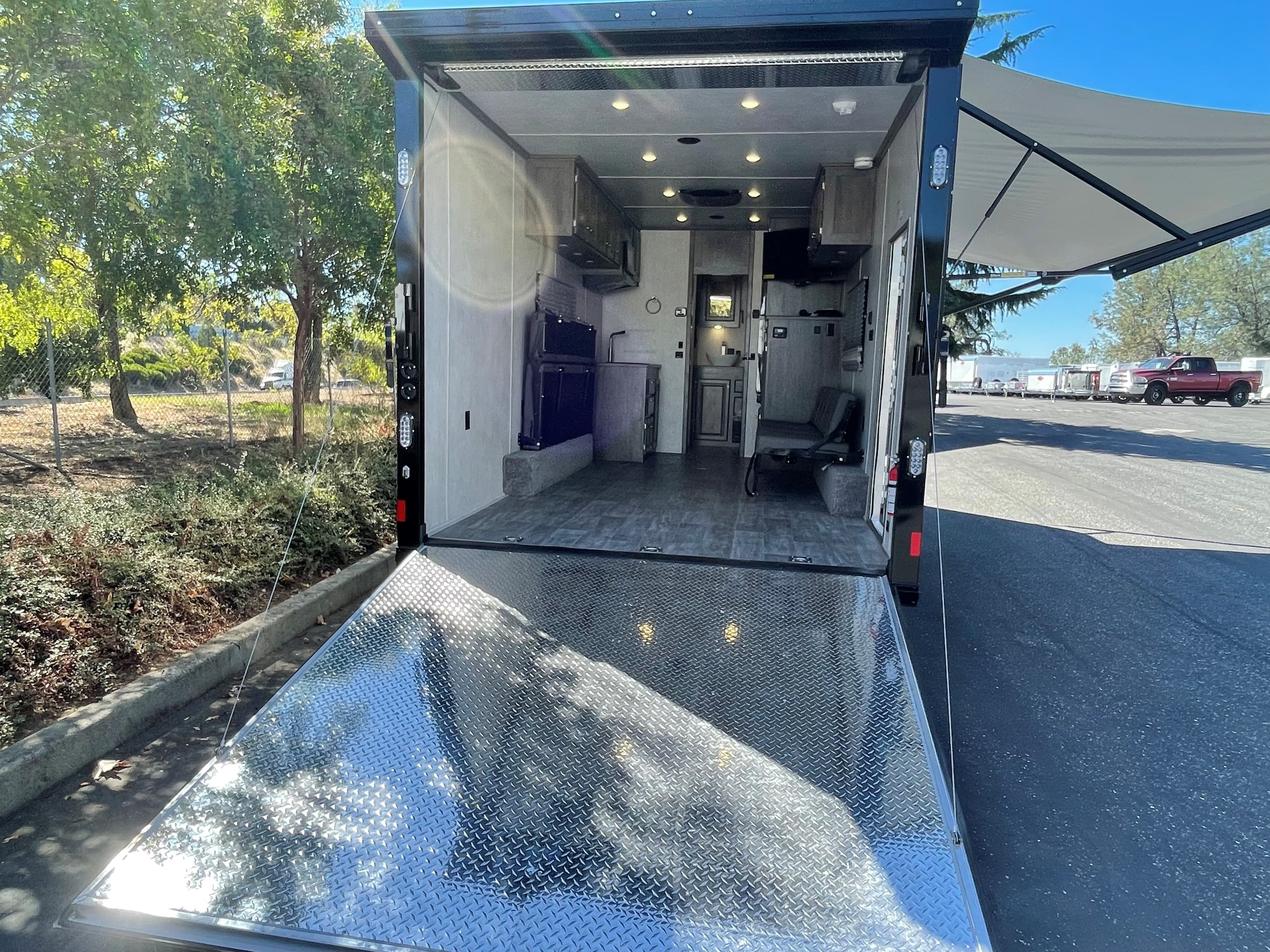 2024 Futura Pro Sport Lowering Trailer | Sundowner of California