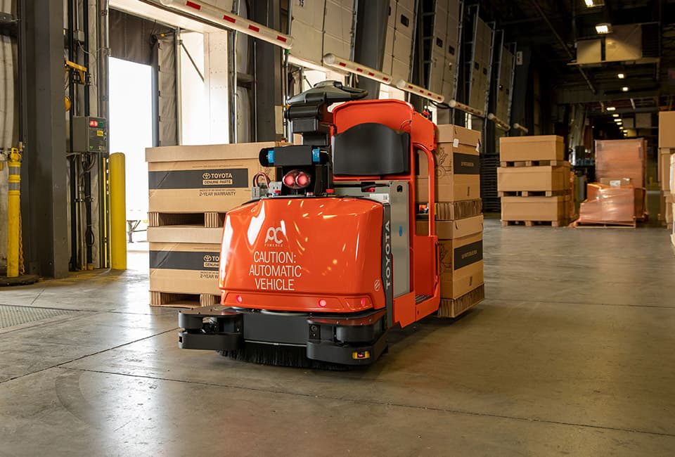 Automated-Center-Controlled-Rider_Robotic-Forklift | Toyota MHS